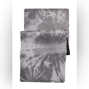 Alo Tie Dye Warrior Mat